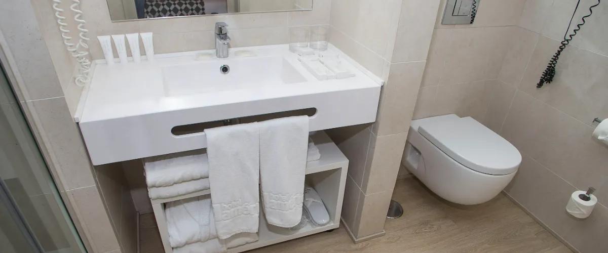 Habitación Doble Deluxe Hotel América Sevilla Habitación Doble Deluxe Hotel América Sevilla