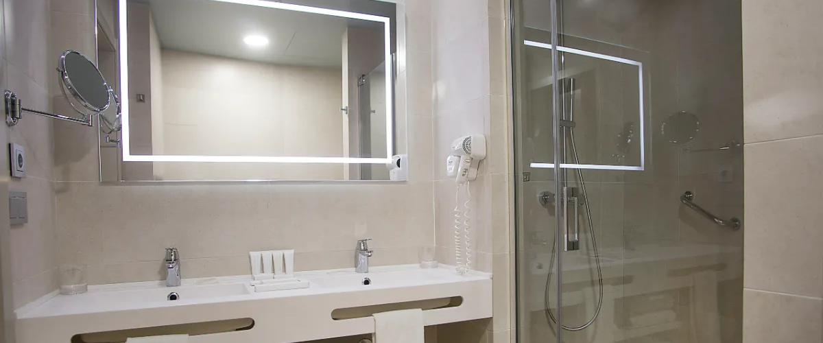 Habitación Doble Deluxe Hotel América Sevilla Habitación Doble Deluxe Hotel América Sevilla