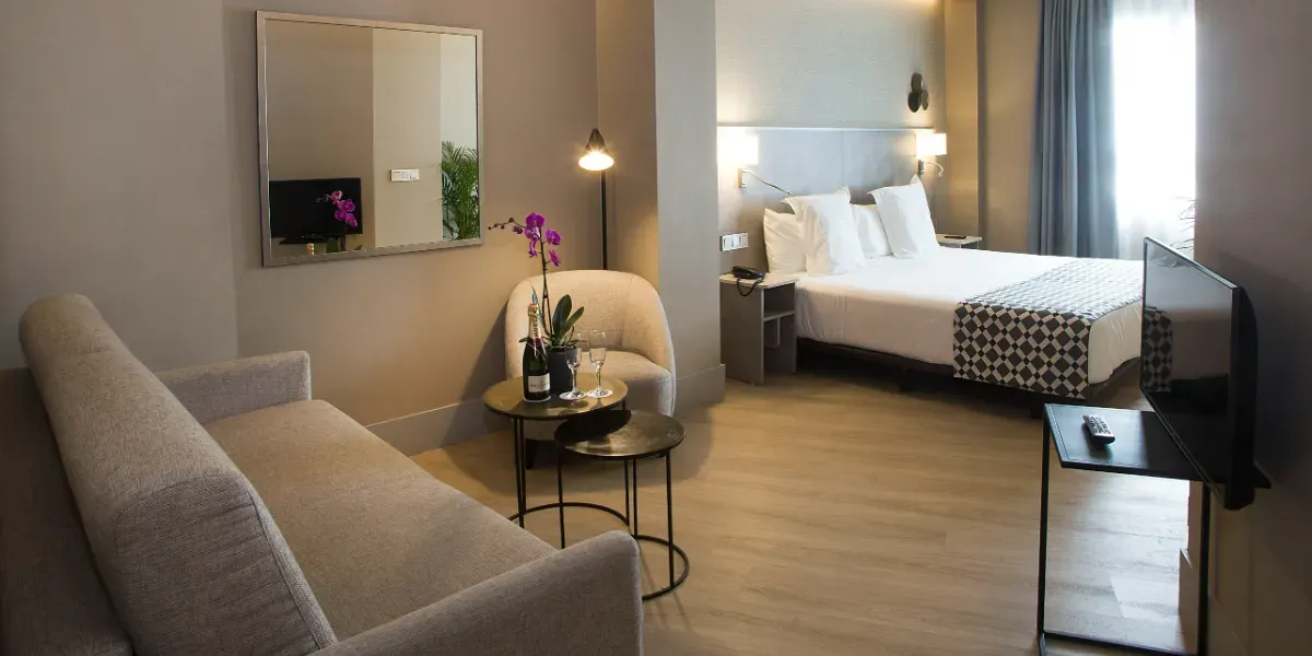 Habitación Junior Suite Hotel América Sevilla Habitación Junior Suite Hotel América Sevilla
