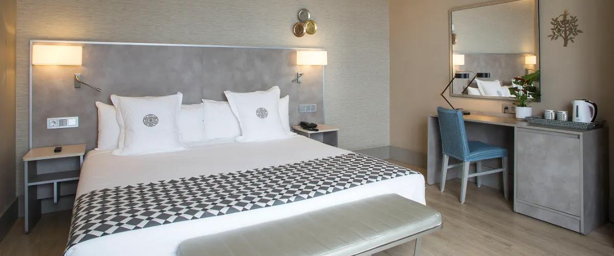 Habitación Doble Deluxe Hotel América Sevilla Habitación Doble Deluxe Hotel América Sevilla